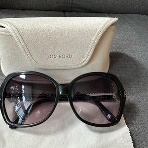 Tom FORD Carola Sunglasses TF328